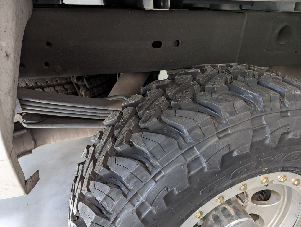 newtires0.jpg